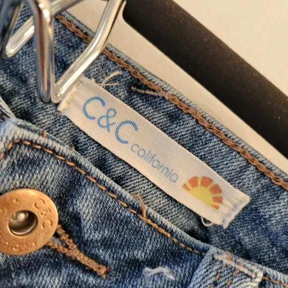 Jeans - Picture 6 of 6